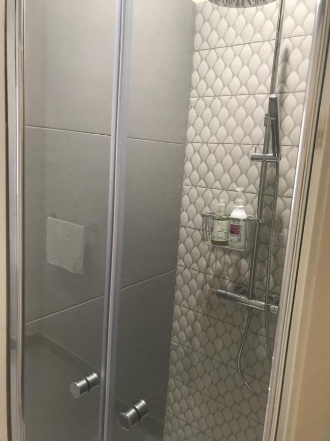 70'S Luxury Cavour Lägenhet Bari Exteriör bild